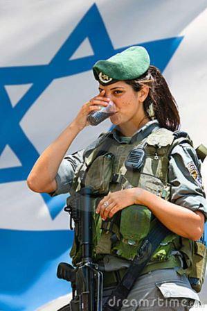 israelisoldierwomangun